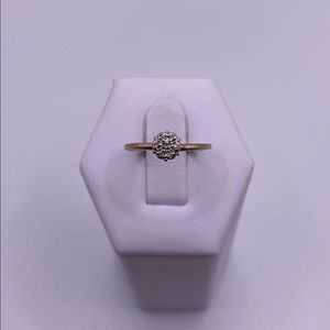 10k yellow and white gold Diamond cluster ring